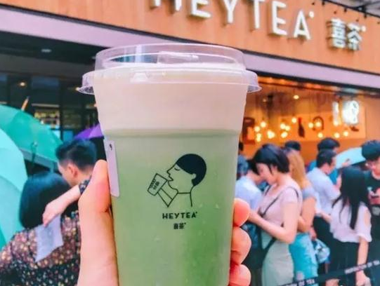 喜茶進京了！8月12日同開兩店，準備好去排隊吧！|餐飲界