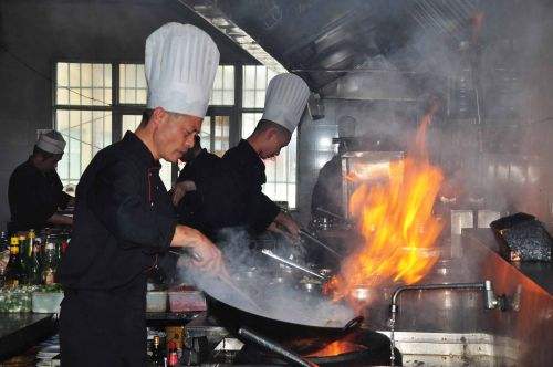 文昌一連鎖餐廳兩家店接連發(fā)生火情 幸無人員傷亡|餐飲界