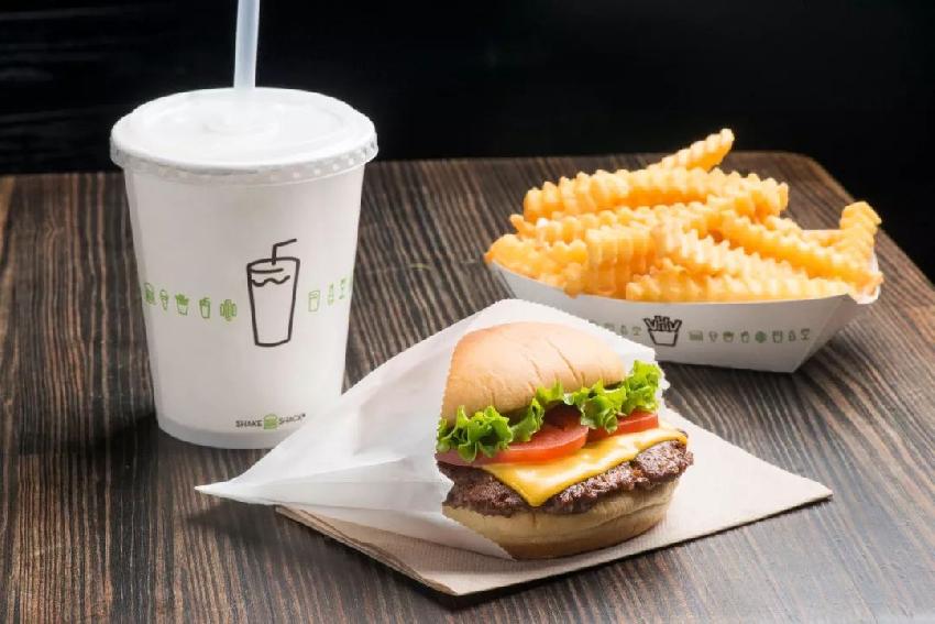 美國(guó)傳奇漢堡Shake Shack來中國(guó)前，還有一段難走的路…|餐飲界